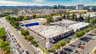 Plus de détails pour 20900 Victory Blvd, Woodland Hills, CA - Local d'activités à louer
