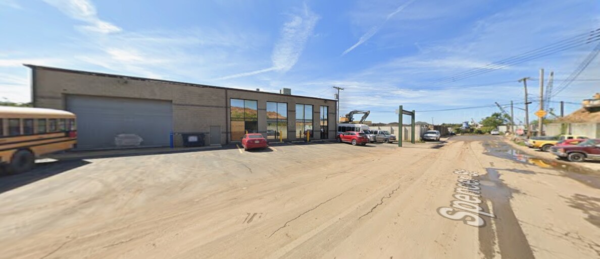 436 Spencer St, Staten Island, NY à louer Photo intérieure– Image 1 sur 3