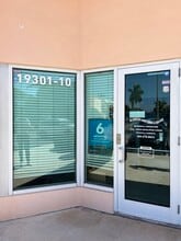 19301 SW 106th Ave, Miami, FL à louer Photo intérieure– Image 2 sur 13