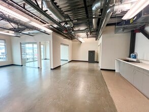 2284-2360 W Commodore Way, Seattle, WA à louer Photo intérieure– Image 2 sur 7