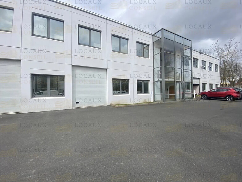 112 Quai De Bezons, Argenteuil à louer - Photo de l’immeuble – Image 2 sur 10