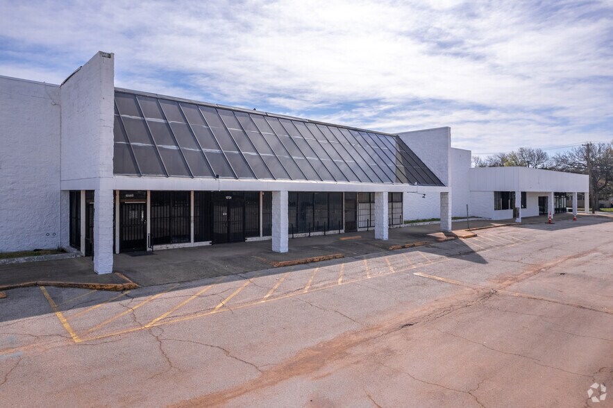 10710-10724 Garland Rd, Dallas, TX à louer - Photo de l’immeuble – Image 1 sur 14