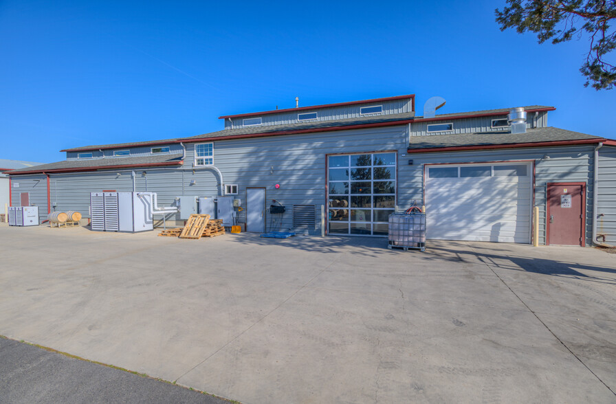 19330 Pinehurst Rd, Bend, OR à vendre - Photo de l’immeuble – Image 2 sur 32