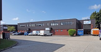 Plus de détails pour Basingstoke Rd, Reading - Industriel/Logistique à louer