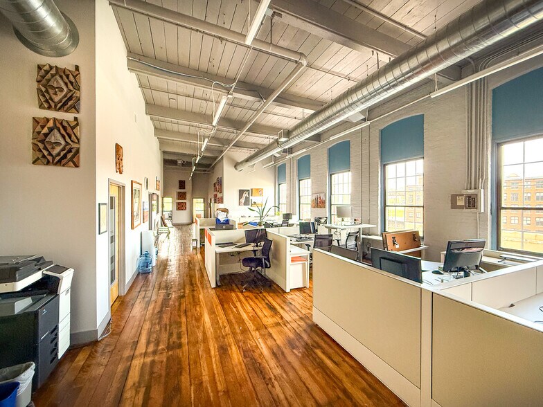 1 Mill St, Burlington, VT à louer - Photo de l’immeuble – Image 2 sur 18
