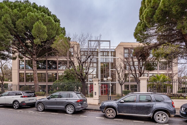 Plus de détails pour 467 Avenue Du Prado, Marseille - Bureau à louer