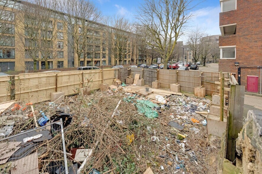 74 Pembroke St, Londres à vendre - Photo principale – Image 1 sur 7