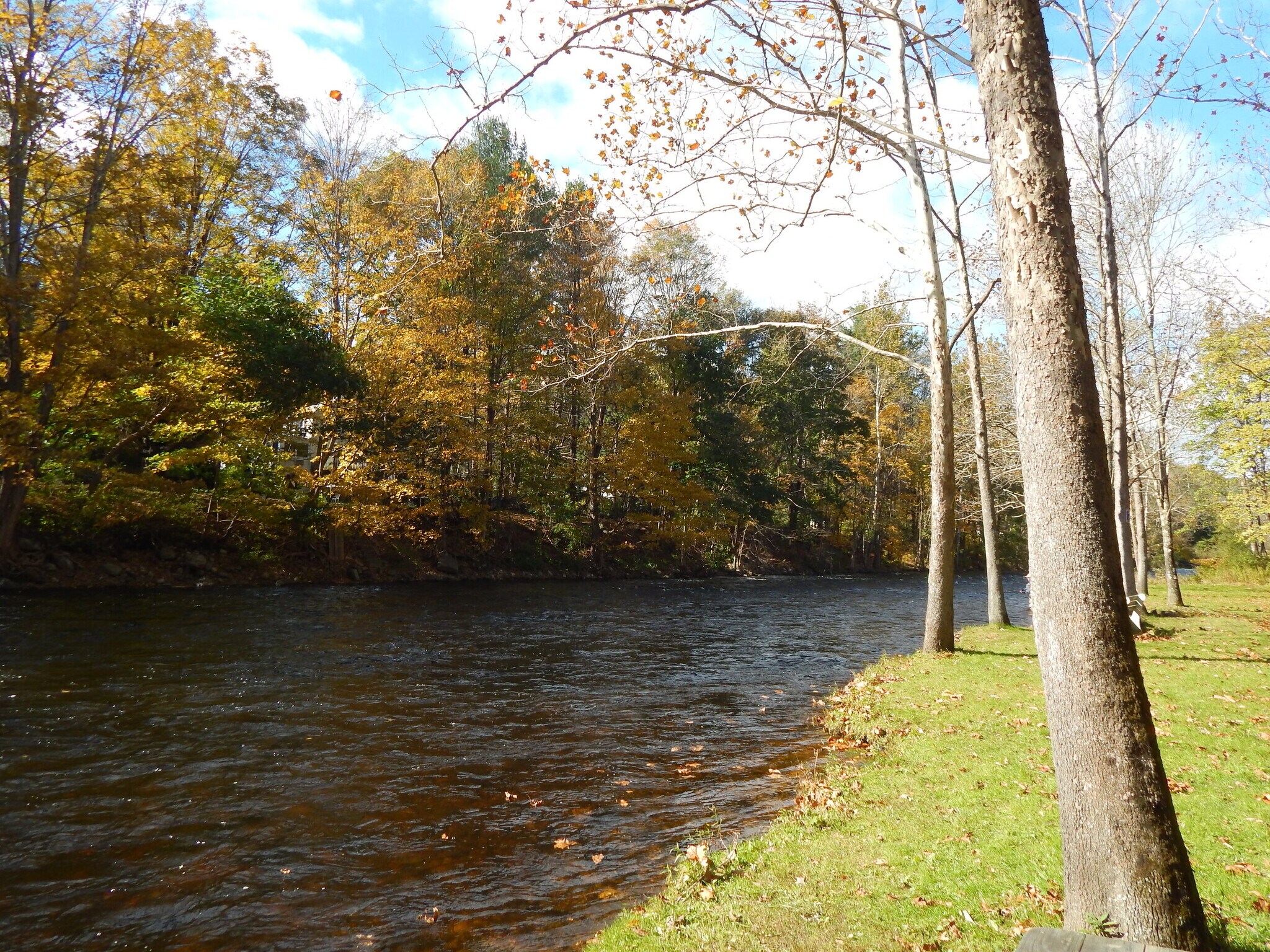 37 Greenwoods Rd, New Hartford, CT à louer Photo principale– Image 1 sur 22