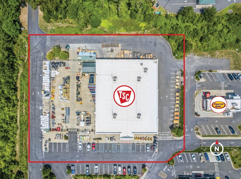 1611 Ulster Ave, Lake Katrine, NY à vendre - Photo de l’immeuble – Image 3 sur 6