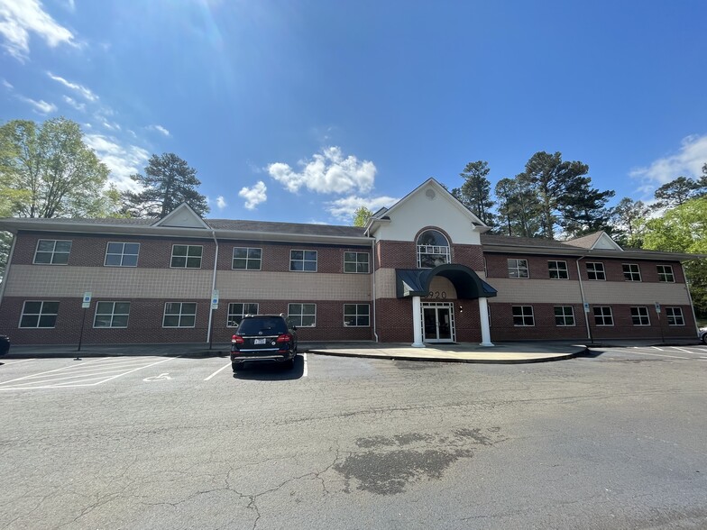 5920 S Miami Blvd, Morrisville, NC à louer - Photo principale – Image 2 sur 12