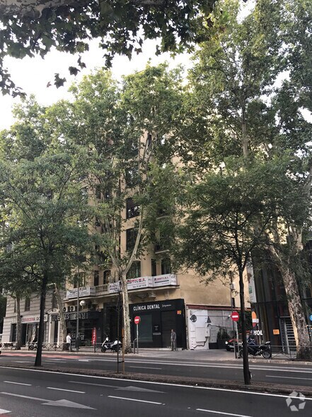 Calle de Alberto Aguilera, 7, Madrid, Madrid à louer - Photo de l’immeuble – Image 2 sur 2