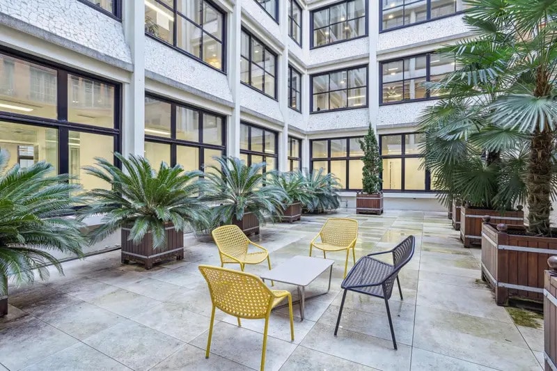 9 Avenue Percier, Paris à louer - Photo de l’immeuble – Image 3 sur 11