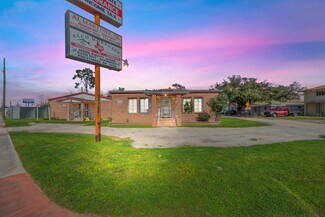Plus de détails pour 4110 N Main St, Houston, TX - Bureau à vendre