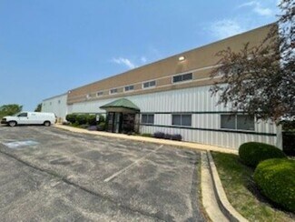 Plus de détails pour 172 Kirkland Cir, Oswego, IL - Local d’activités à vendre