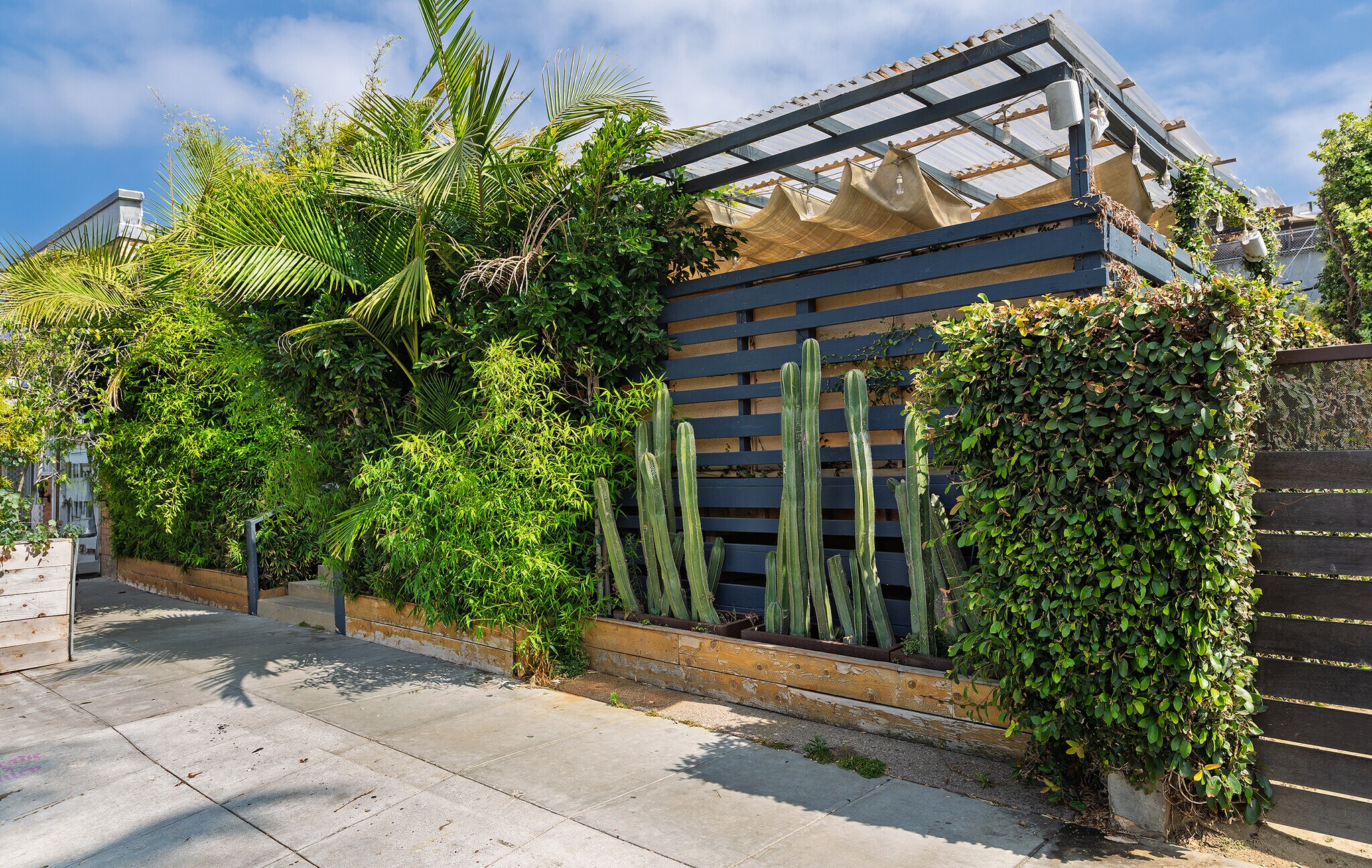 1209 Abbot Kinney Blvd, Venice, CA à vendre Photo de l’immeuble– Image 1 sur 28