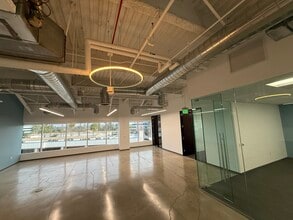 770 The City Dr S, Orange, CA à louer Photo intérieure– Image 2 sur 6