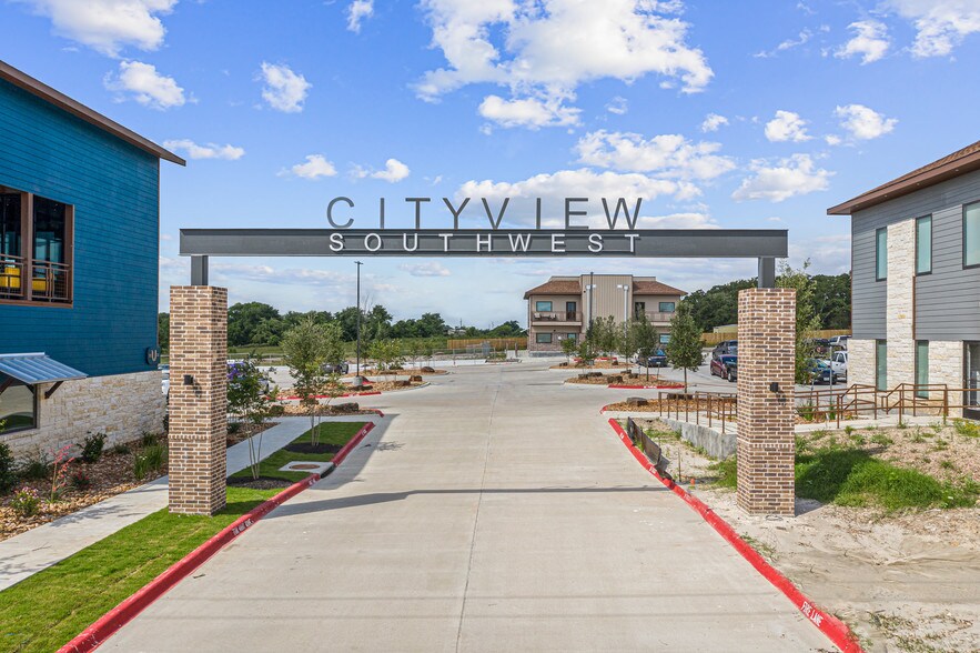 3024 Barron Rd, College Station, TX à vendre - Photo principale – Image 1 sur 11