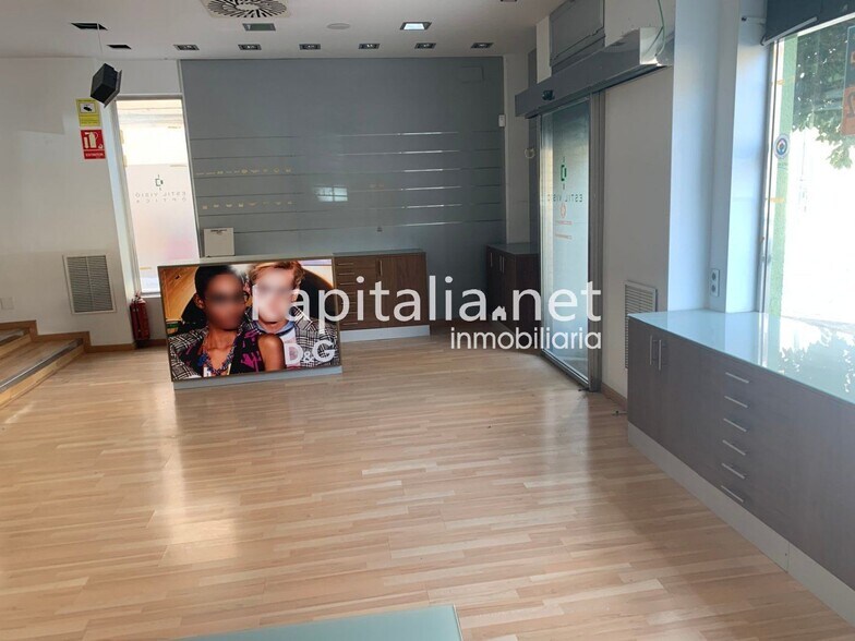 Local commercial dans València, Valencia à vendre - Photo de l’immeuble – Image 3 sur 7