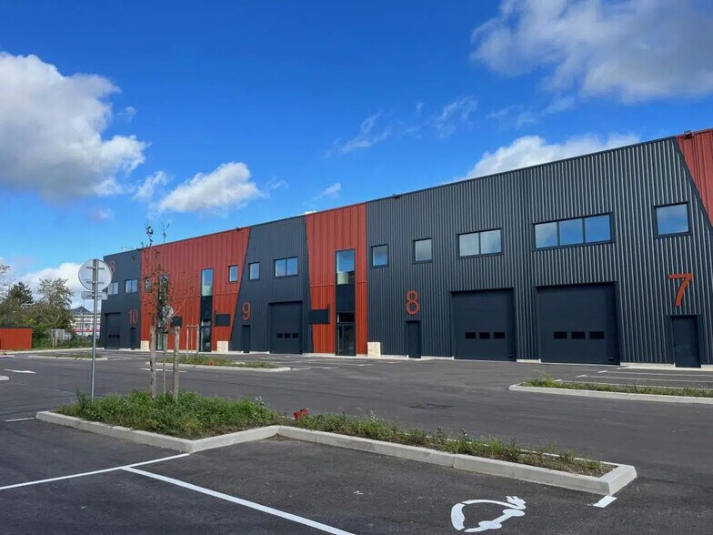 6 Avenue Du Vert Galant, SAINT-OUEN-L'AUMONE à louer - Photo de l’immeuble – Image 1 sur 17
