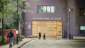 Plus de détails pour 242 Acklam Rd, Londres - Bureau à louer