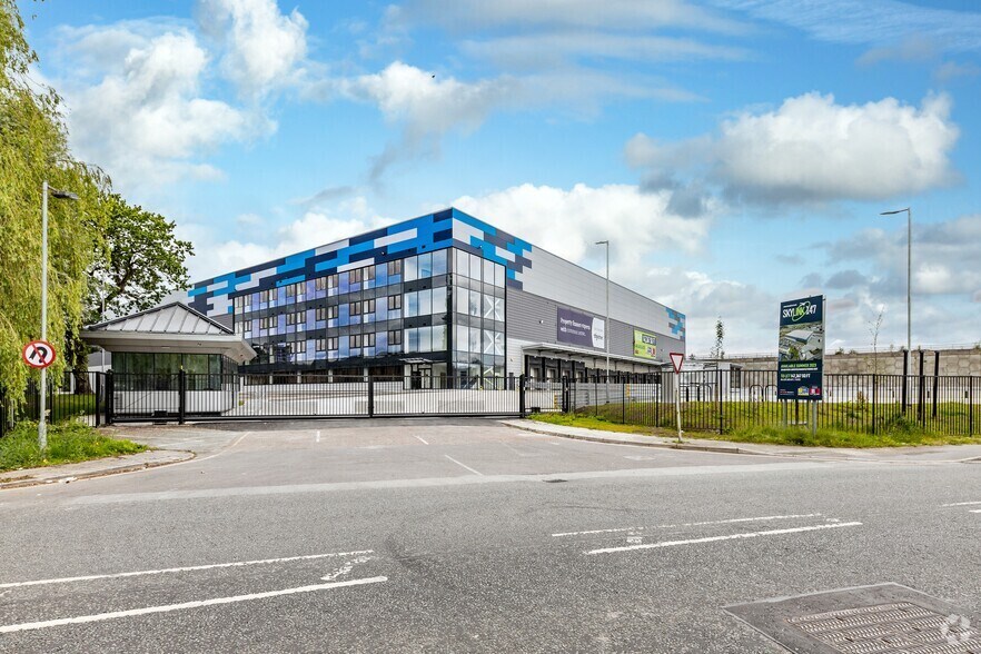 Stanley Green Business Park, Cheadle à vendre - Photo de l’immeuble – Image 2 sur 6