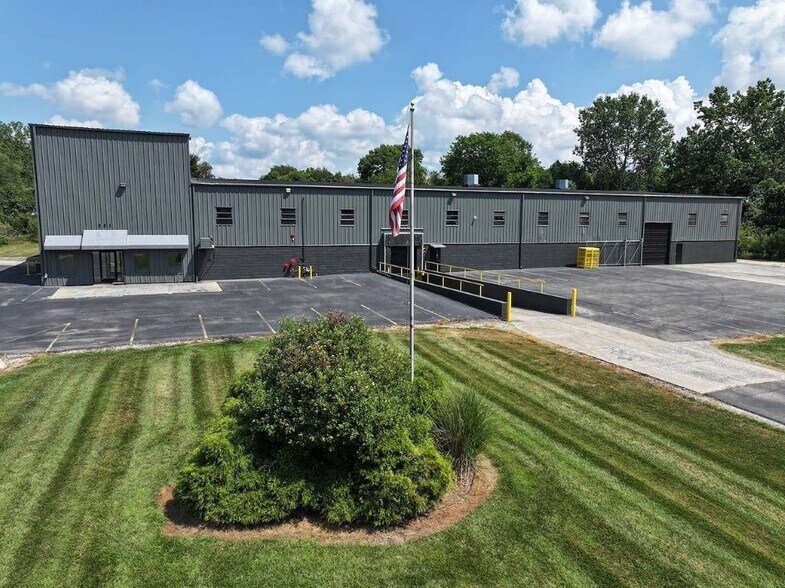 551 Jay St, Coldwater, MI à louer - Photo de l’immeuble – Image 1 sur 8