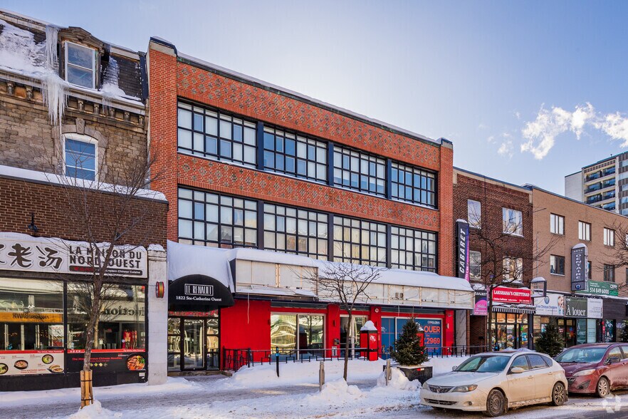 1822-1828 Sainte-Catherine Rue O, Montréal, QC à louer - Photo de l’immeuble – Image 2 sur 5