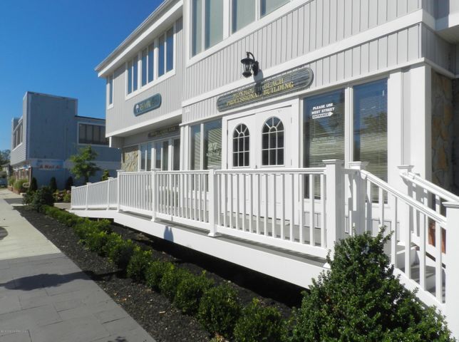 27 Beach Rd, Monmouth Beach, NJ à louer - Photo de l’immeuble – Image 3 sur 19