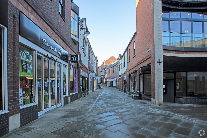 High St, Durham à louer - Photo de l’immeuble – Image 2 sur 3