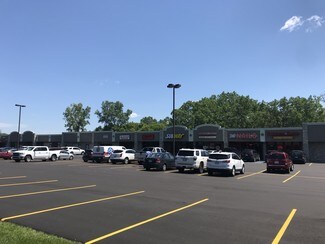 Plus de détails pour 40000-40170 Hayes Rd, Clinton Township, MI - Local commercial à louer
