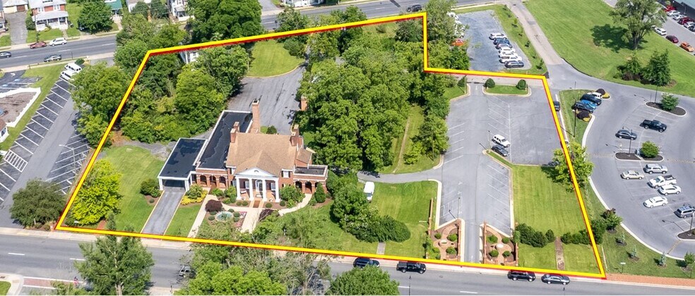 473 S Main St, Harrisonburg, VA à vendre - Photo de l’immeuble – Image 2 sur 17