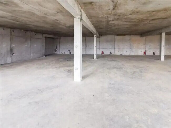 Plus de détails pour Local commercial à vendre