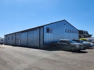 Plus de détails pour 2340 Industrial Ave, Hubbard, OR - Industriel/Logistique à louer
