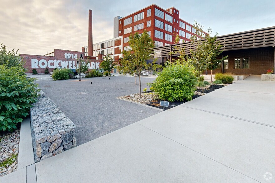 201 N Braddock Ave, Pittsburgh, PA à louer - Numérisation 3D Matterport – Image 3 sur 25
