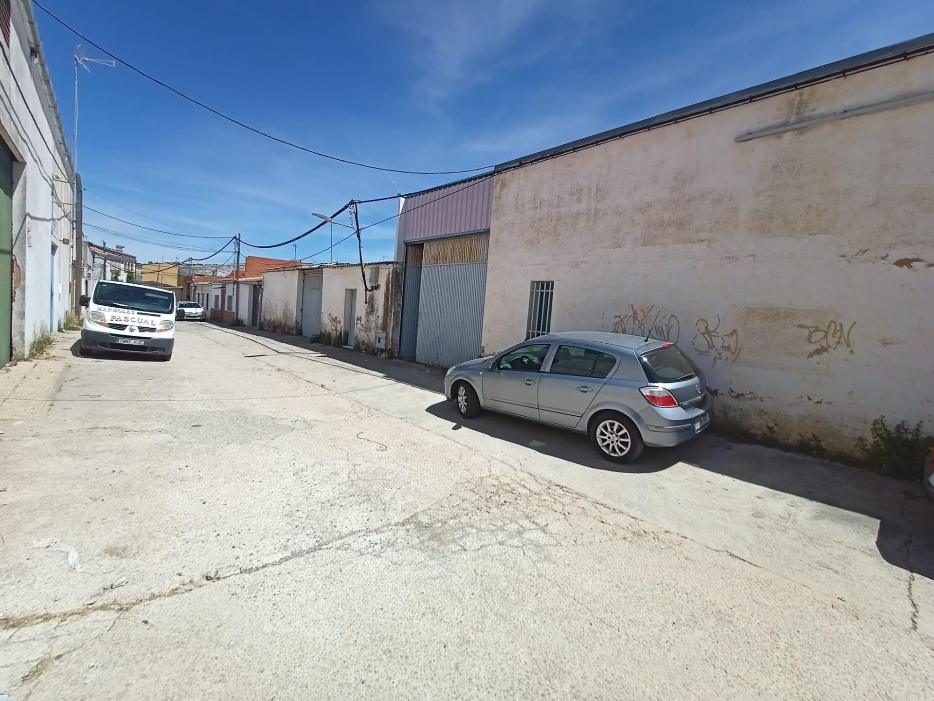 Industriel/Logistique dans Cáceres, Cáceres à vendre Photo de l’immeuble– Image 1 sur 9