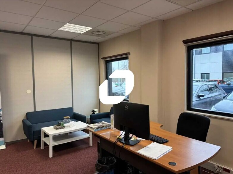 Bureau dans Rillieux-la-Pape à louer - Photo de l’immeuble – Image 2 sur 13