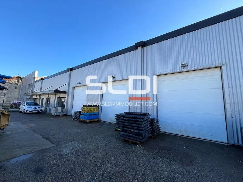 Bureau dans Vaulx-en-Velin à louer Photo de l’immeuble– Image 1 sur 10