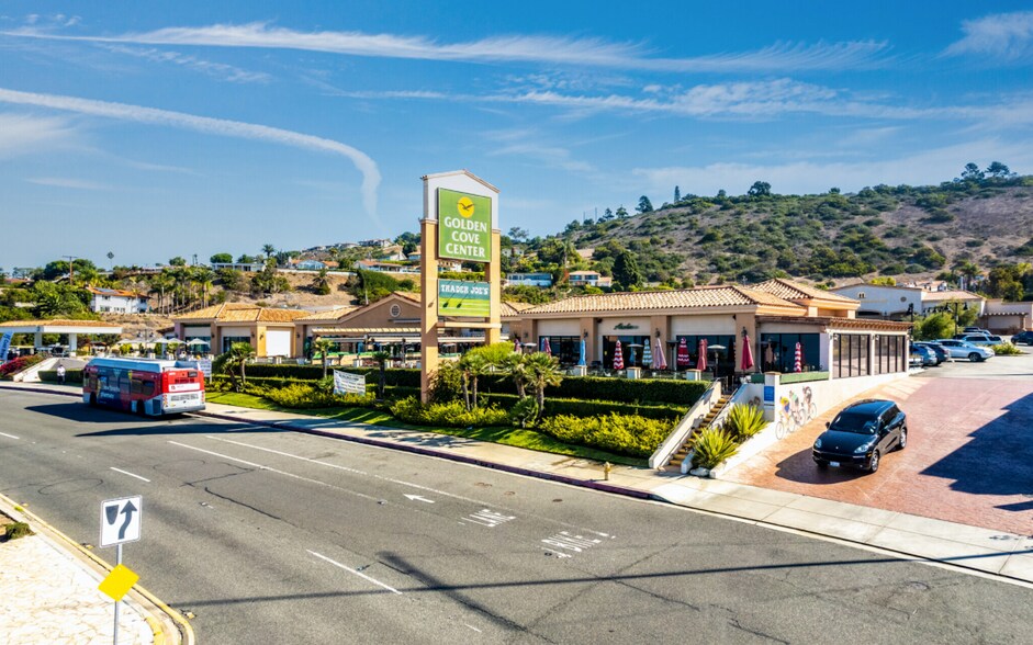31098-31246 Palos Verdes Dr W, Rancho Palos Verdes, CA à louer - Photo de l’immeuble – Image 3 sur 8