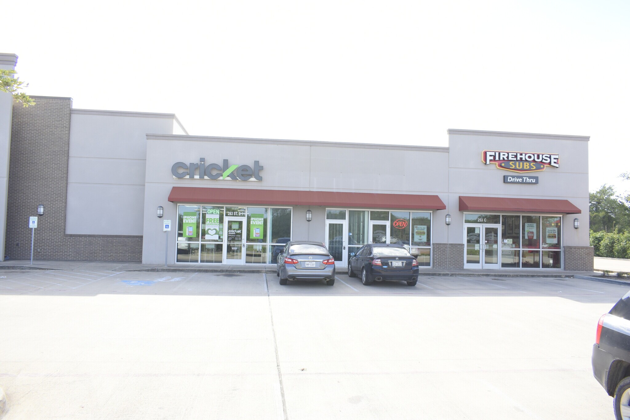253 N Bypass 35, Alvin, TX à louer Photo principale– Image 1 sur 19