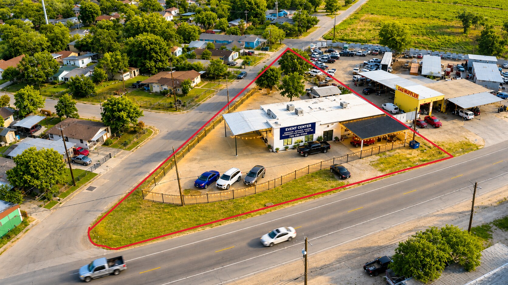 7402 New Laredo Hwy, San Antonio, TX à vendre Photo de l’immeuble– Image 1 sur 17