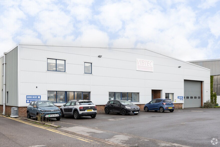 Cecil Pashley Way, Shoreham By Sea à louer - Photo de l’immeuble – Image 2 sur 2