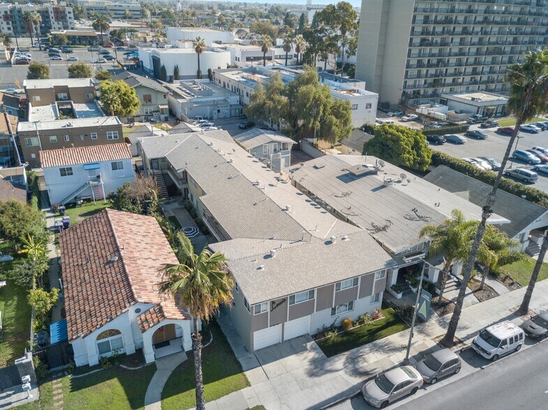 1106 Pacific Ave, Long Beach, CA à vendre - Photo de l’immeuble – Image 3 sur 13