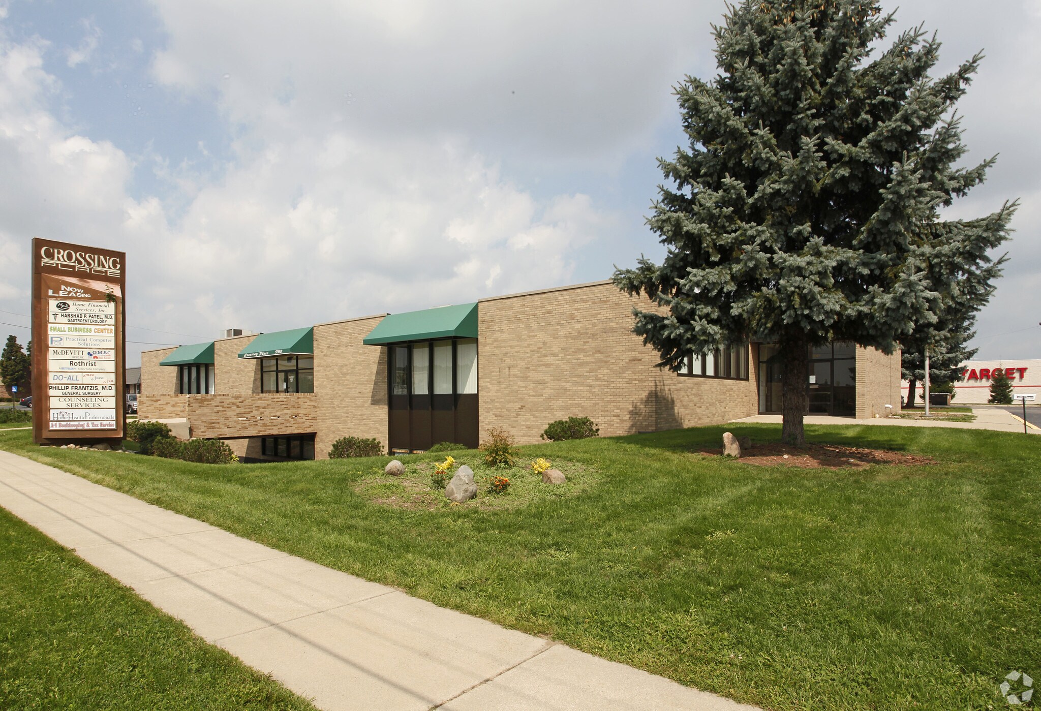 950 W Monroe St, Jackson, MI à louer Photo principale– Image 1 sur 3