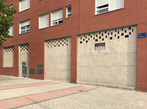 Local commercial dans Leganés, Madrid à louer Photo intérieure– Image 1 sur 5