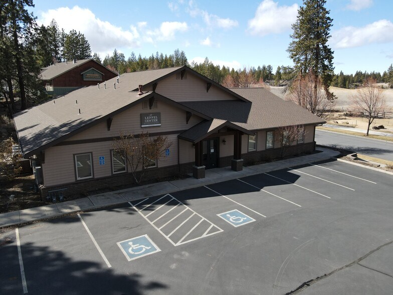 1715 SW Chandler Ave, Bend, OR à louer - Photo de l’immeuble – Image 3 sur 12