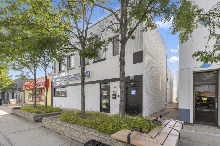 2070 Fort St, Lincoln Park, MI à vendre - Photo de l’immeuble – Image 3 sur 57