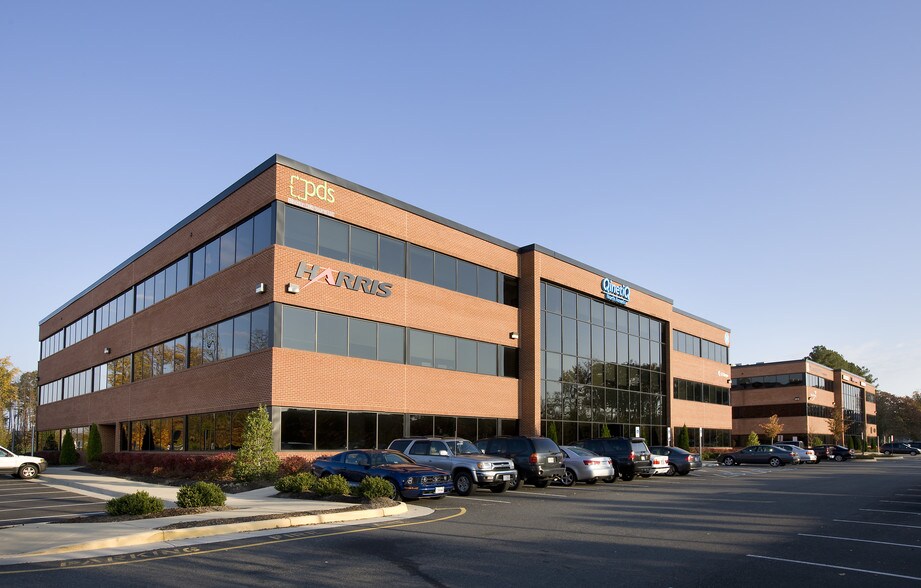 65 Barrett Heights Rd, Stafford, VA à louer - Photo de l’immeuble – Image 2 sur 22
