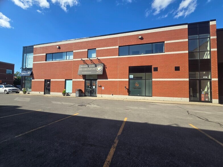 9732 Rue Birnam, Montréal, QC à louer - Photo de l’immeuble – Image 3 sur 11