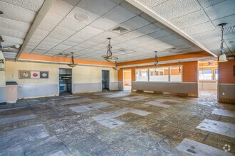 1920 W Bell Rd, Phoenix, AZ à vendre Photo intérieure– Image 2 sur 11