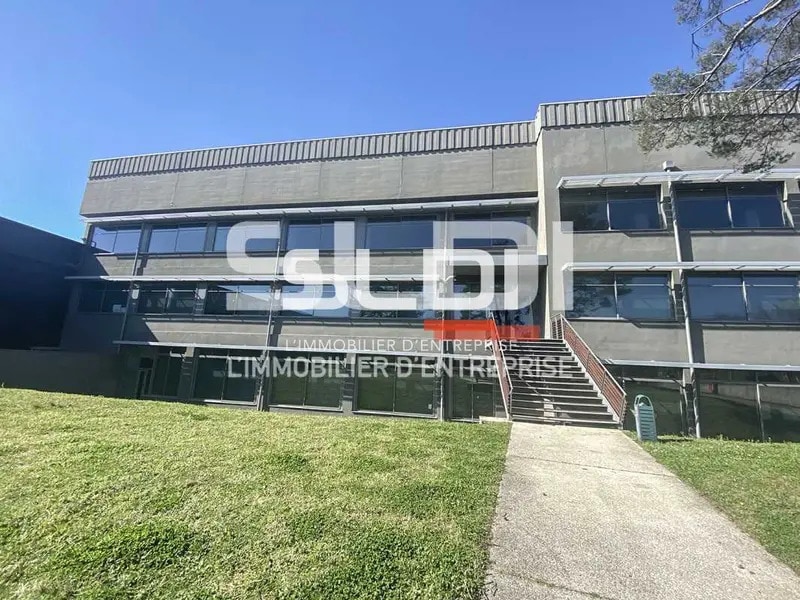 466 Rue Des Mercières, Rillieux-la-Pape à louer Photo de l’immeuble– Image 1 sur 7